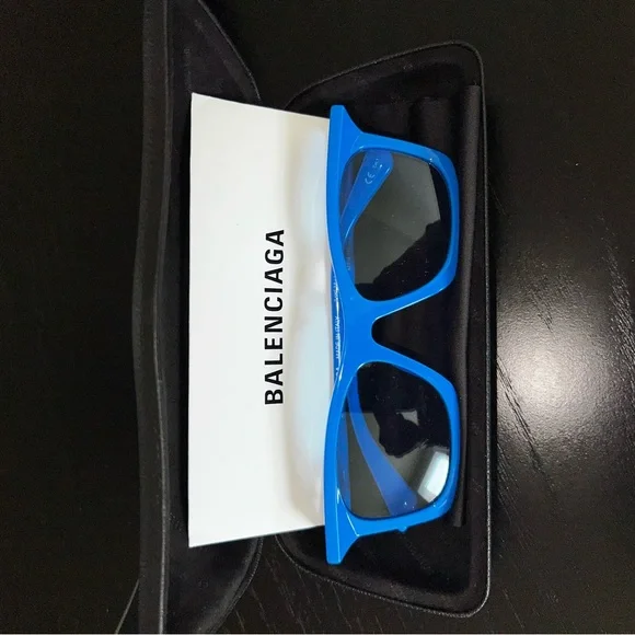 Balenciaga Vibrant Blue Rectangular Sunglasses BALENCIAGA MAX Square 0260 Blue 006 Fashion Logo Narrow Slim  main image 4
